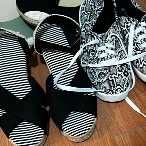 Bundle of size 8 shoes NEW - Picture 6 of 7